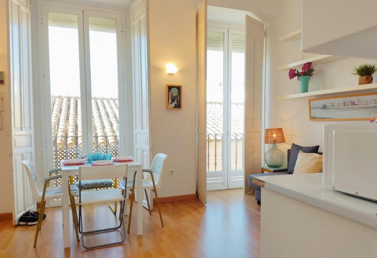 Homeyseville- Lovely In City Center, Parking Optional Sevilla