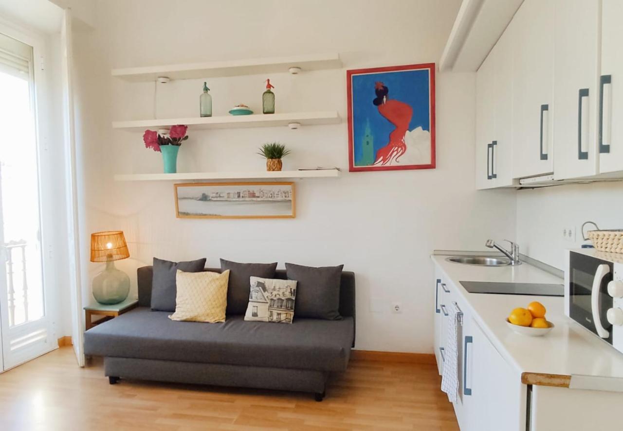 Homeyseville- Lovely In City Center, Parking Optional Apartamento *