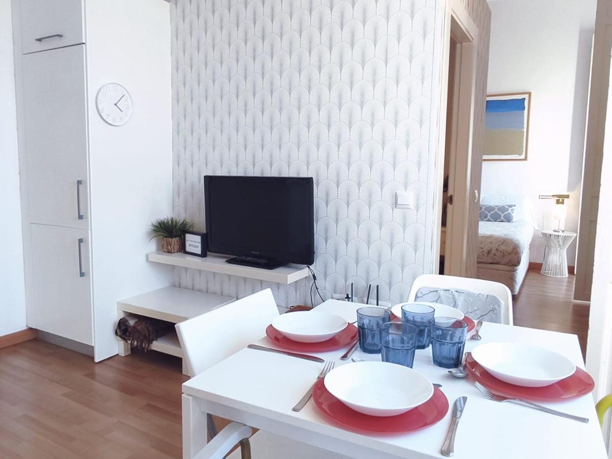 Homeyseville- Lovely In City Center, Parking Optional Apartamento